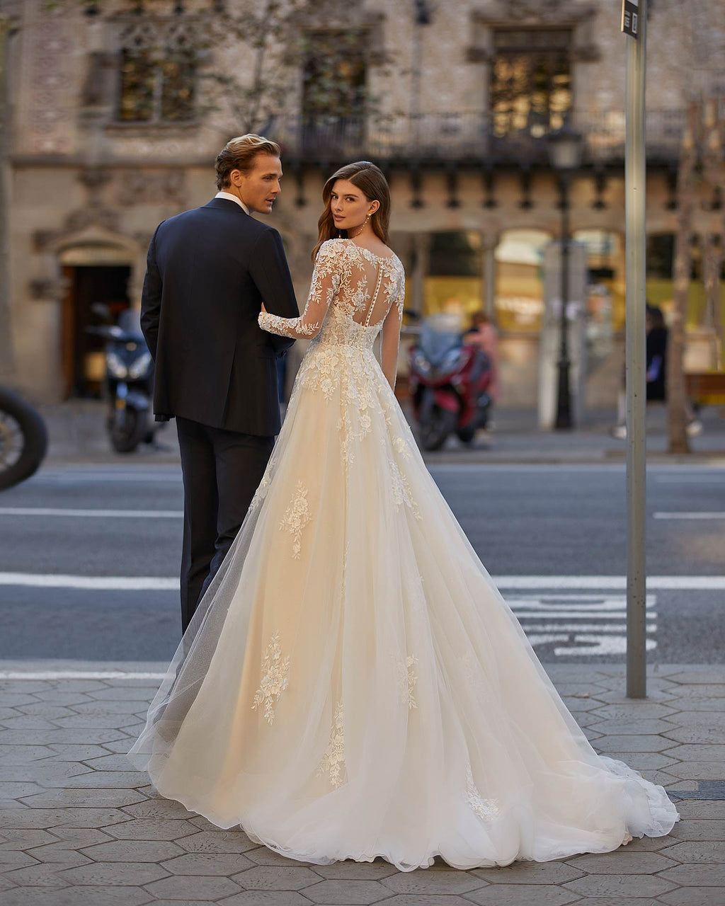 Luna Novias Tevan Talla 8
